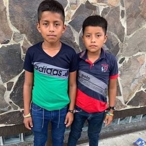 Meet your Posher, Sandrita